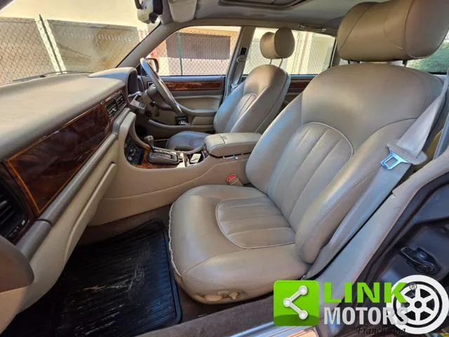 Daimler Six LWB 4.0L GUIDA A DESTRA - Foto 4