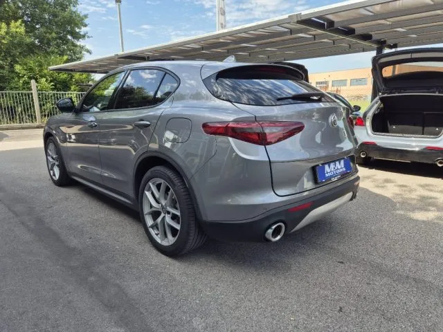Alfa Romeo Stelvio Stelvio 2.2 T.diesel 160CV AT8 RWD Bus. - Foto 5