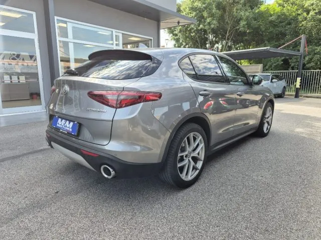 Alfa Romeo Stelvio Stelvio 2.2 T.diesel 160CV AT8 RWD Bus. - Foto 7