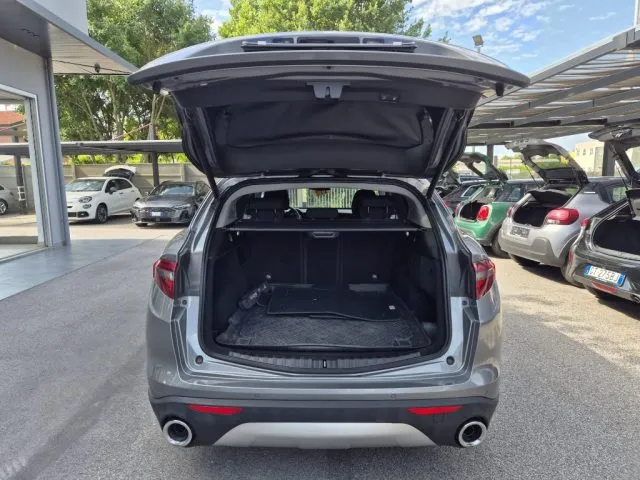 Alfa Romeo Stelvio Stelvio 2.2 T.diesel 160CV AT8 RWD Bus. - Foto 8