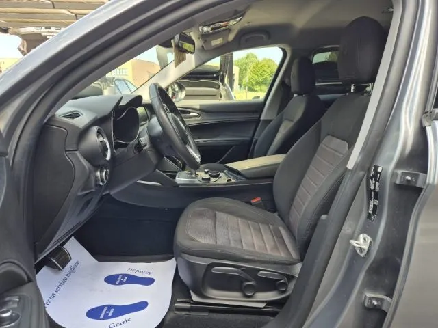 Alfa Romeo Stelvio Stelvio 2.2 T.diesel 160CV AT8 RWD Bus. - Foto 9
