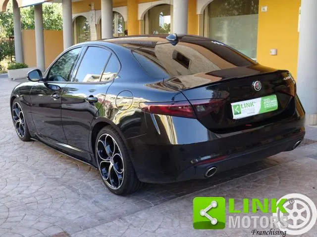 Alfa Romeo Giulia 2.2 JTD 180 CV - Foto 6