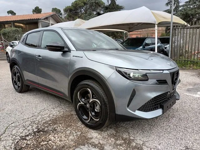 Alfa Romeo Junior 1200 HYBRID SPECIALE 136CV EDCT6 NAV CAM