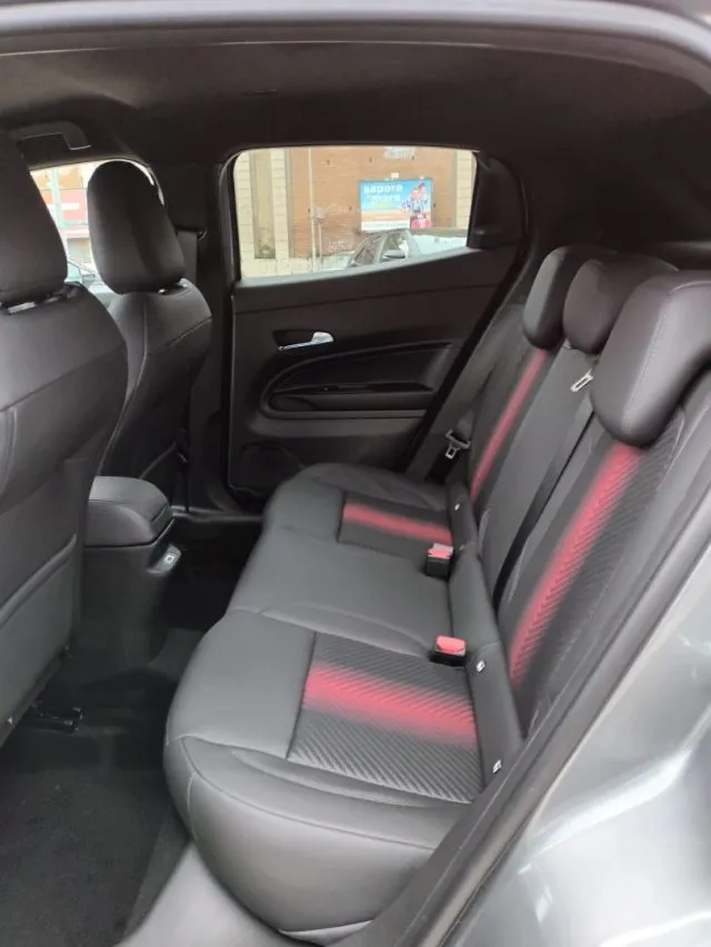 Alfa Romeo Junior 1200 HYBRID SPECIALE 136CV EDCT6 NAV CAM