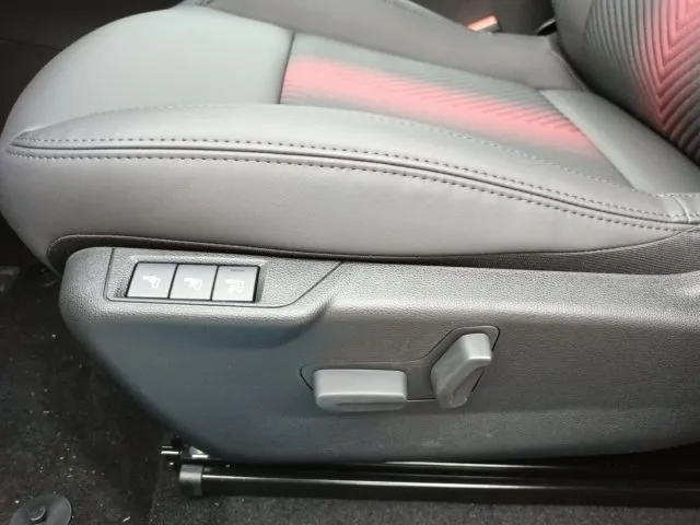 Alfa Romeo Junior 1200 HYBRID SPECIALE 136CV EDCT6 NAV CAM