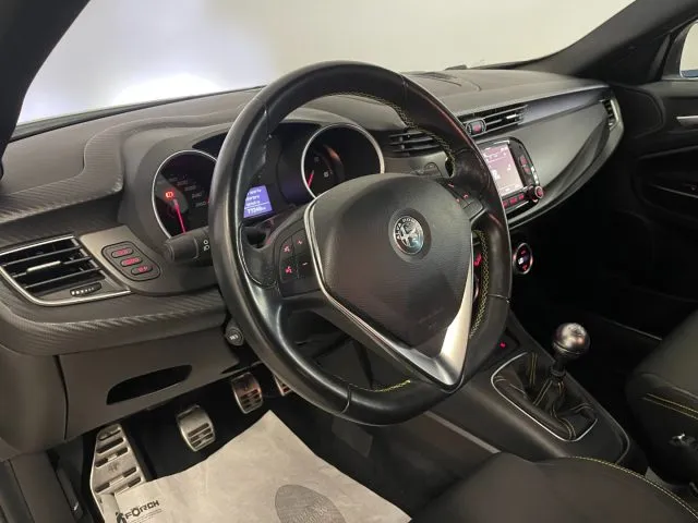 Alfa Romeo Giulietta Giulietta 1.6 JTDm 120 CV Sprint - Foto 3