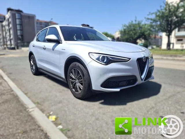 Alfa Romeo Stelvio Stelvio 2.2 T.diesel 160CV AT8 RWD Super - Foto 1