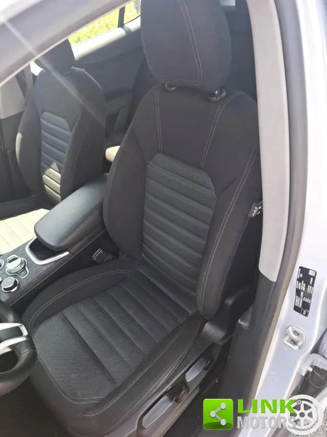 Alfa Romeo Stelvio Stelvio 2.2 T.diesel 160CV AT8 RWD Super - Foto 8