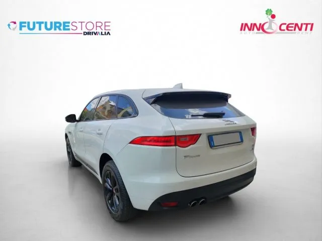 Jaguar F-Pace 2.0 D 180 CV AWD R-Sport - Foto 3