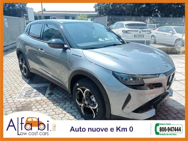Alfa Romeo Junior 1.2 145CV Hybrid eDCT6 Ibrida Speciale + Pack Tech - Foto 6