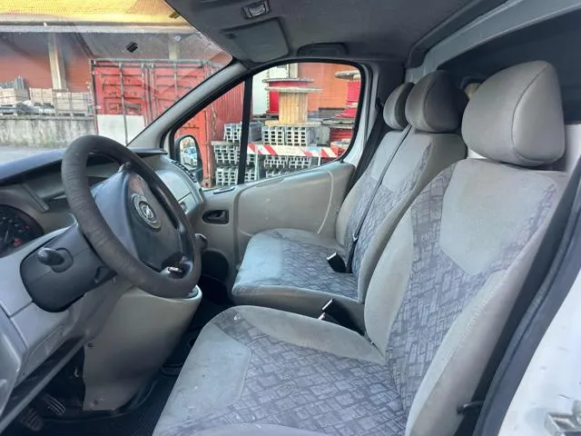 Opel Vivaro Stupenda Bellissima 29 1.9 DI PL-TA Furgone - Foto 4