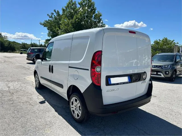 Fiat Doblo Cargo 1.3 MJT 95cv Lounge E6D - Foto 7