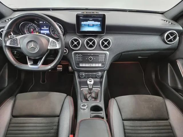 Mercedes-Benz A 180 Premium - Foto 7