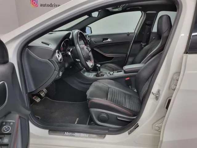 Mercedes-Benz A 180 Premium - Foto 8