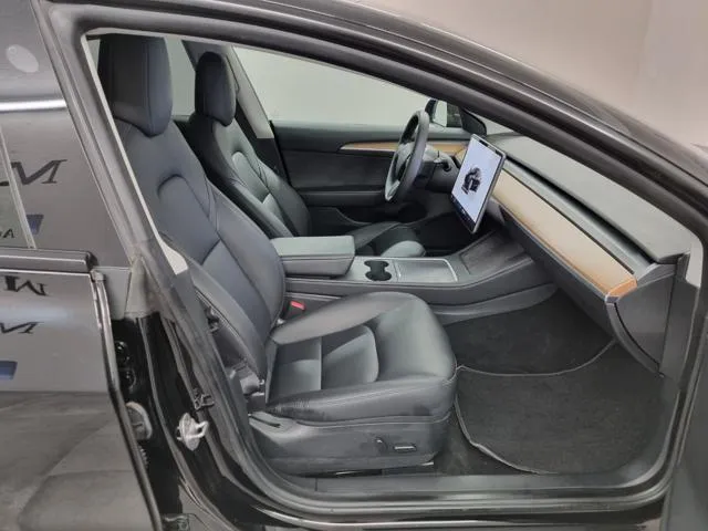 Tesla Model 3 Long Range Dual Motor AWD - Foto 8