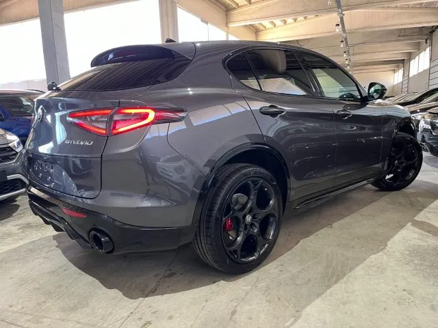 Alfa Romeo Stelvio Stelvio 2.2 T.diesel 210CV AT8 Q4 Veloce - Foto 8