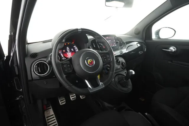 Abarth 595 595 1.4 Turbo T-Jet 145 CV - Foto 8