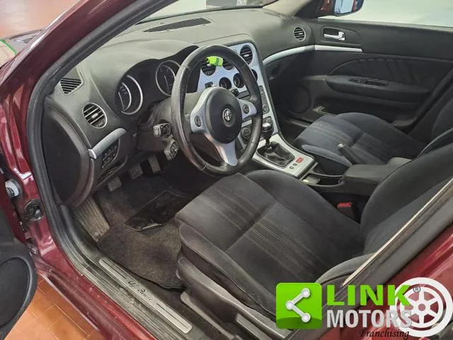 Alfa Romeo 159 159 1.9 JTDm SW Distinctive - Foto 8