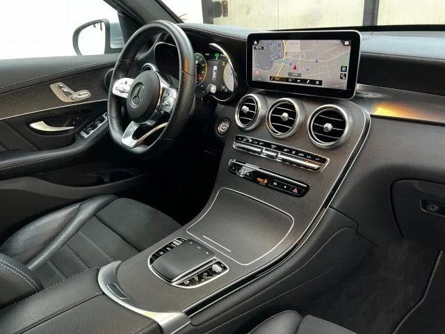 Mercedes-Benz GLC 300 de 4Matic Plug-in hybrid Coupé Premium Plus AMG - Foto 6