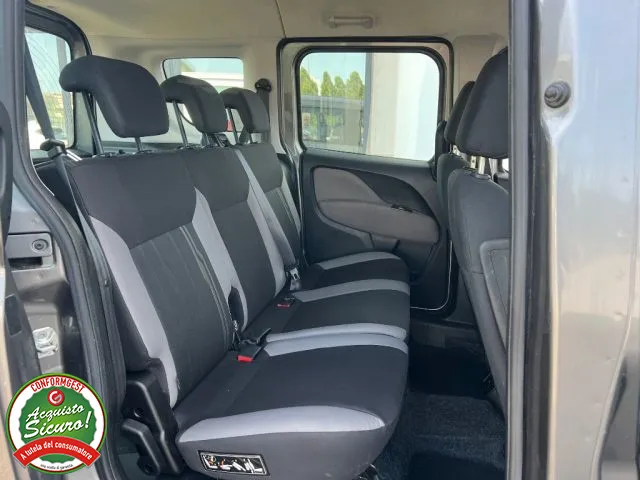Fiat Doblo Doblò 1.6 MJT 16V 120CV Lounge - Foto 9