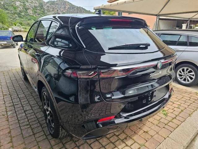 Alfa Romeo Tonale 1.5 160 CV MHEV TCT7 Veloce - Foto 8