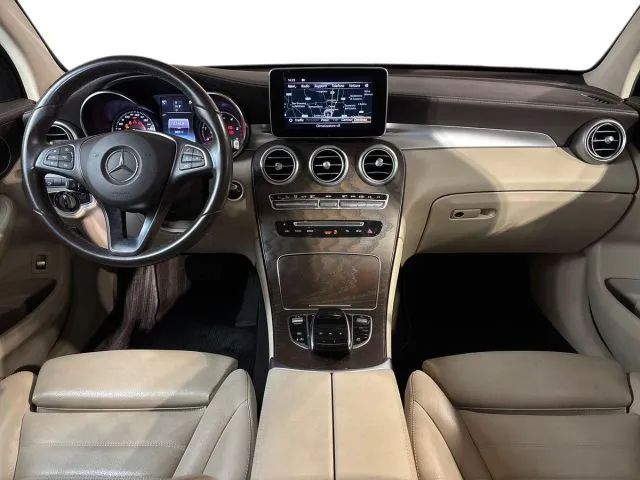 Mercedes-Benz GLC 250 d 4Matic Exclusive - Foto 9