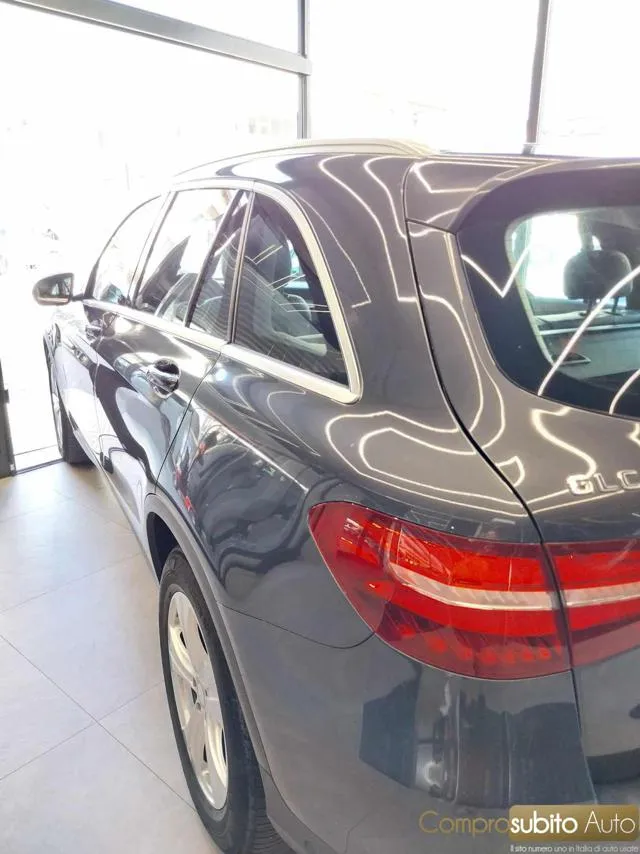 Mercedes-Benz GLC 220 d 4Matic Executive - Foto 8