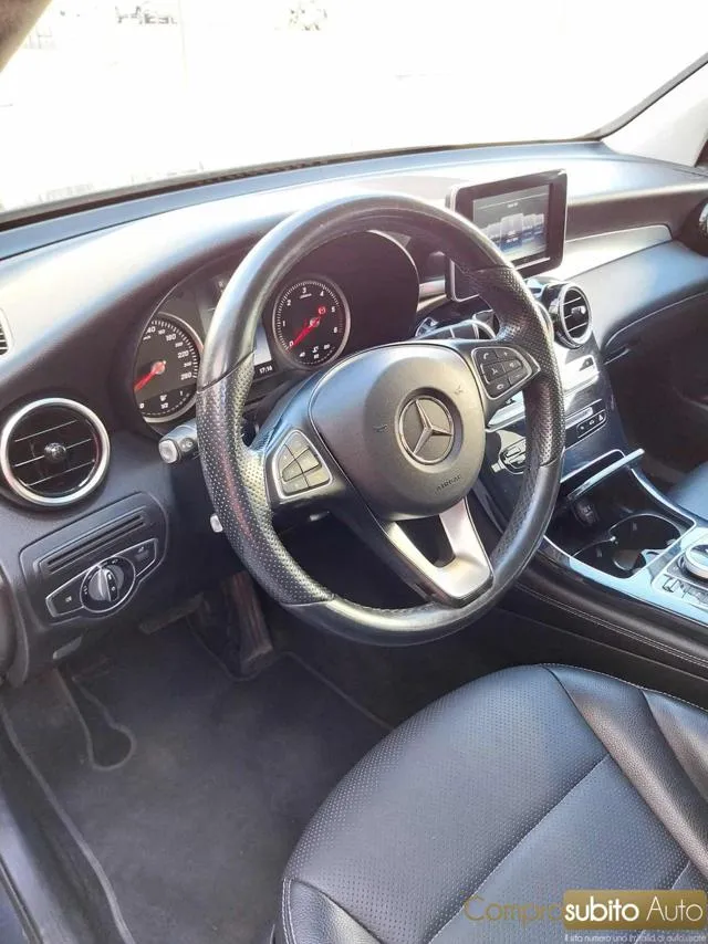 Mercedes-Benz GLC 220 d 4Matic Executive - Foto 14