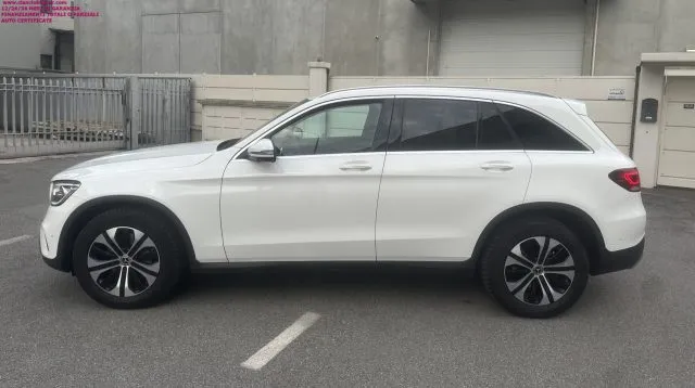 Mercedes-Benz GLC 200 d automatica 4Matic Sport CON IVA EPOSTA - Foto 2