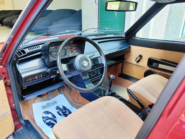 Alfa Romeo Giulietta Giulietta 1.6 - Foto 9