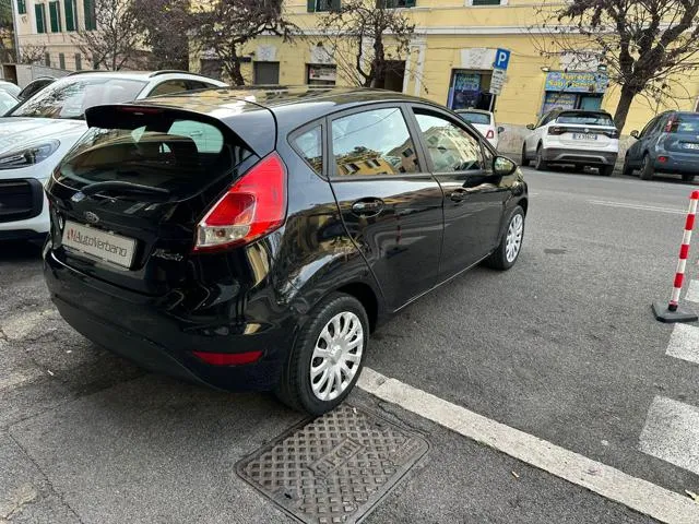 Ford Fiesta 1.5 TDCi 75CV 5 porte Adatta a Neopatentati - Foto 2