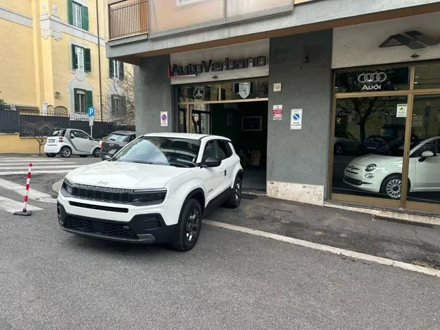 Jeep Avenger 1.2 100CV AUTOM DCT Paddle F1 MHEV LONGITUDE !!! - Foto 3