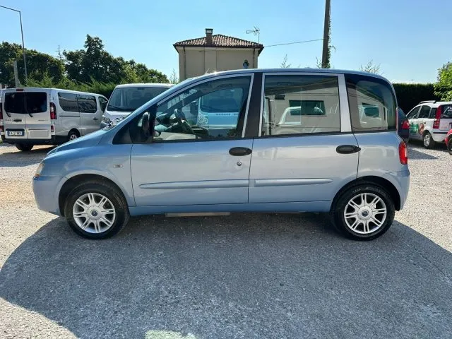 Fiat Multipla Multipla 1.6 16V Natural Power Dynamic - Foto 2