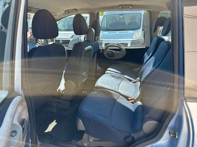 Fiat Multipla Multipla 1.6 16V Natural Power Dynamic - Foto 6