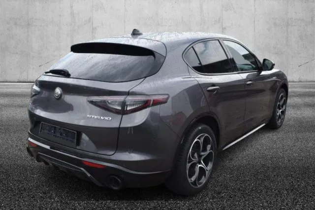 Alfa Romeo Stelvio Stelvio 2.0 Turbo 280 CV AT8 Q4 Veloce - Foto 3