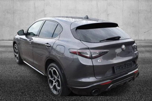 Alfa Romeo Stelvio Stelvio 2.0 Turbo 280 CV AT8 Q4 Veloce - Foto 4