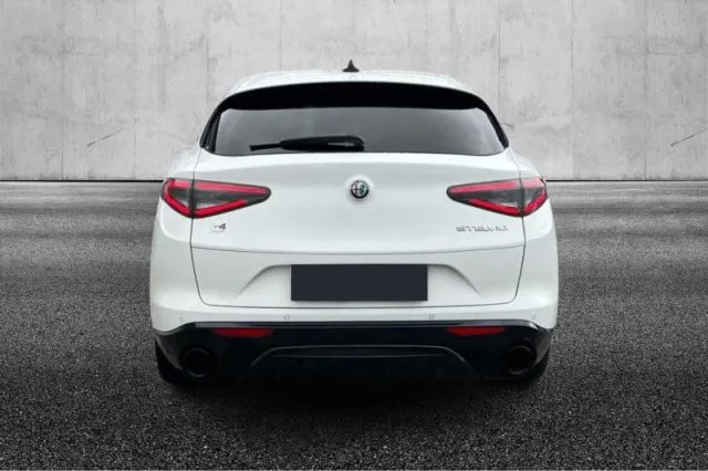 Alfa Romeo Stelvio Stelvio 2.2 T.diesel 210CV AT8 Q4 Veloce - Foto 6