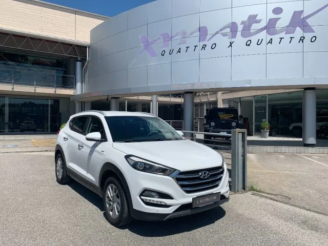 Hyundai Tucson 1.7 CRDi XPossible - Foto 1