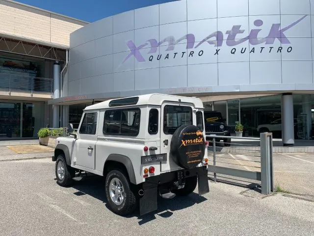 Land rover Defender 90 2.4 TD4 Station Wagon 4 POSTI, ARIA + GANCIO - Foto 3