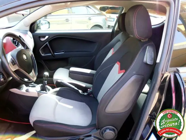 Alfa Romeo MiTo MiTo 1.3 JTDm 85 CV S&S Distinctive - Foto 9