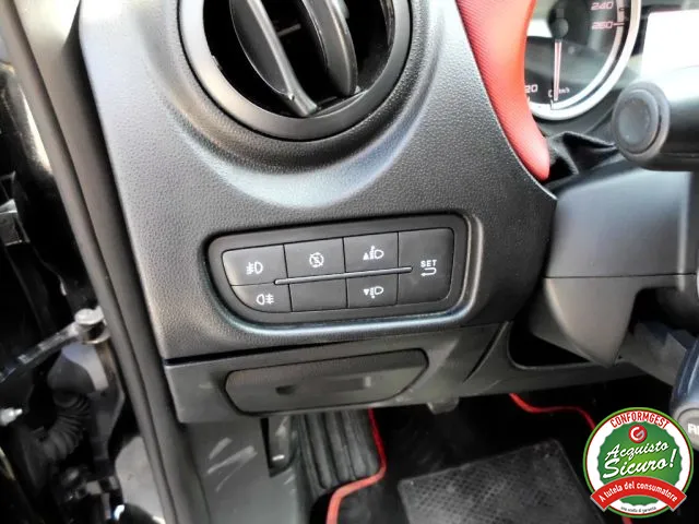 Alfa Romeo MiTo MiTo 1.3 JTDm 85 CV S&S Distinctive - Foto 14
