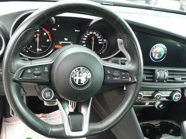 Alfa Romeo Giulia 2.2 Turbodiesel 190 CV AT8 Sprint - Foto 12