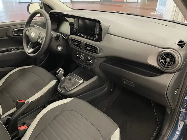 Hyundai i10 1.0 mpi Connectline 63cv auto - Foto 13