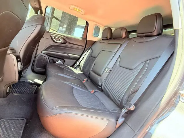 Jeep Compass 1.3 Turbo T4 190 CV PHEV AT6 4xe Limited - Foto 12
