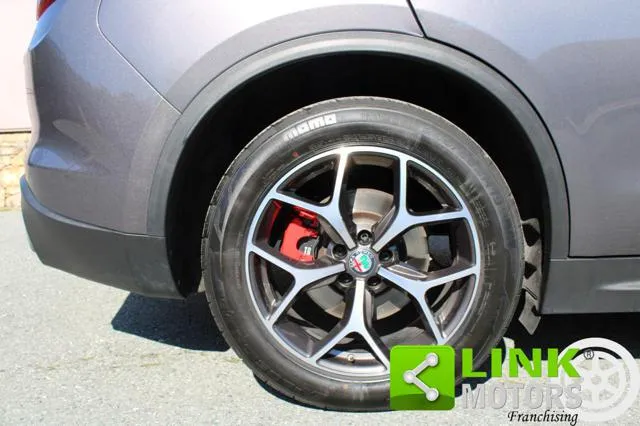 Alfa Romeo Stelvio Stelvio 2.0 Turbo 200CV AT8 Q4 B-Tech - Foto 9
