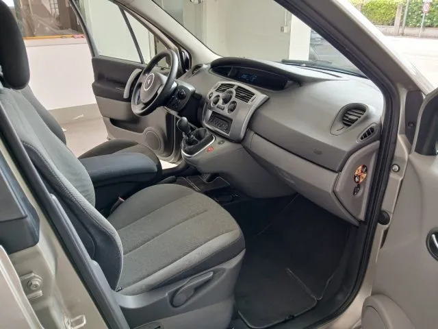 Renault Scenic 1.6 16V Dynamique - Foto 11