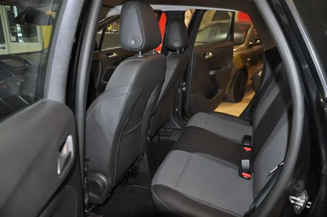Opel CROSSLAND Crossland 1.2 S&S GS Line - Foto 8