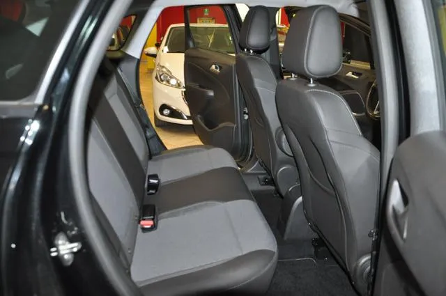 Opel CROSSLAND Crossland 1.2 S&S GS Line - Foto 10