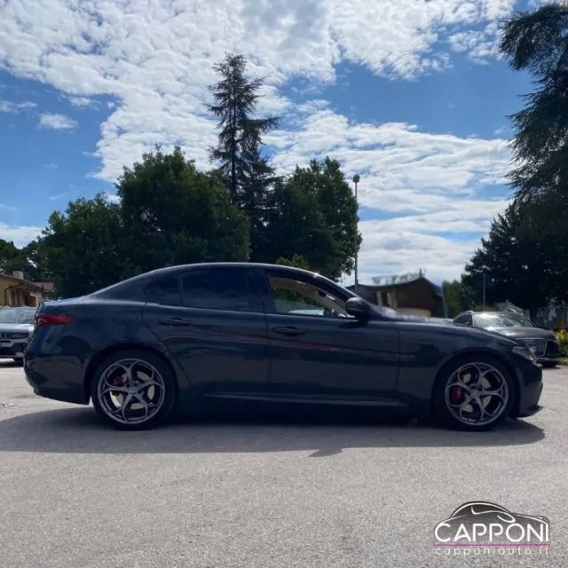 Alfa Romeo Giulia Giulia 2.2 TD 210 CV AT8 AWD Q4 Veloce - Foto 4