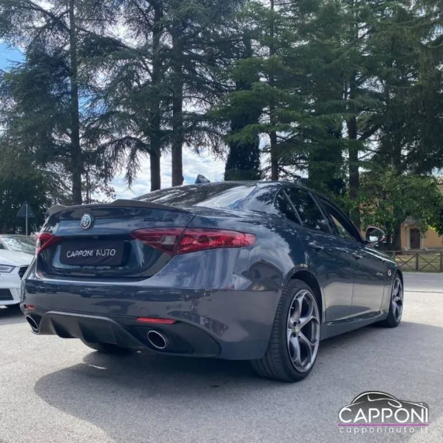 Alfa Romeo Giulia Giulia 2.2 TD 210 CV AT8 AWD Q4 Veloce - Foto 5